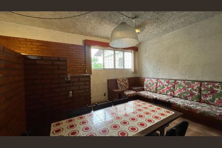 Casa à venda com 356m², 7 quartos e 2 vagas Casa à venda com 356m², 7 quartos e 2 vagasSala 1