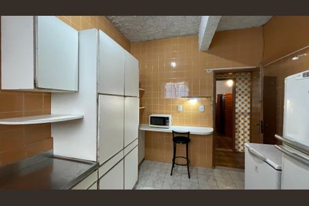 Casa à venda com 356m², 7 quartos e 2 vagas Casa à venda com 356m², 7 quartos e 2 vagasCozinha