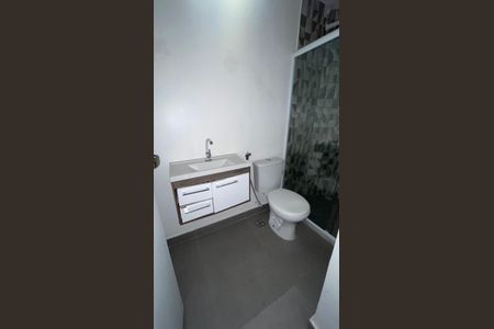 Casa à venda com 356m², 7 quartos e 2 vagas Casa à venda com 356m², 7 quartos e 2 vagasBanheiro Social 2