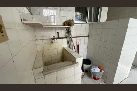 Casa à venda com 356m², 7 quartos e 2 vagas Casa à venda com 356m², 7 quartos e 2 vagasÁrea de Serviço 1