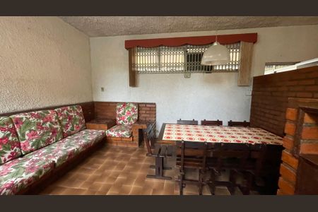 Casa à venda com 356m², 7 quartos e 2 vagas Casa à venda com 356m², 7 quartos e 2 vagasSala 1