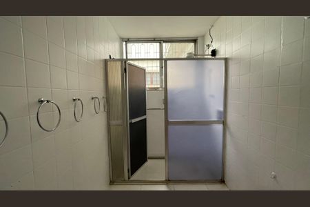 Casa à venda com 356m², 7 quartos e 2 vagas Casa à venda com 356m², 7 quartos e 2 vagasBanheiro Social 1