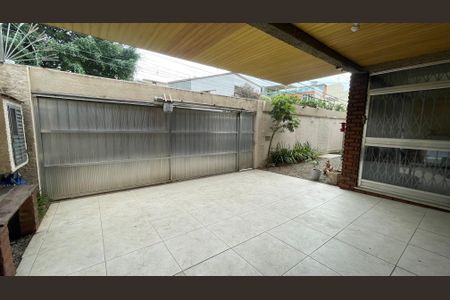 Casa à venda com 356m², 7 quartos e 2 vagas Casa à venda com 356m², 7 quartos e 2 vagasGaragem/Jardim