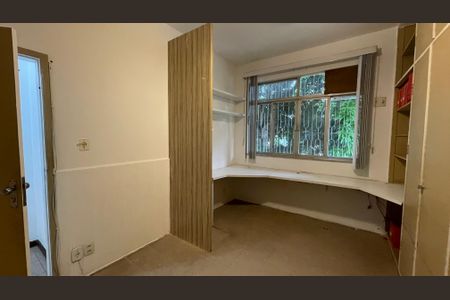 Casa à venda com 356m², 7 quartos e 2 vagas Casa à venda com 356m², 7 quartos e 2 vagasQuarto 3