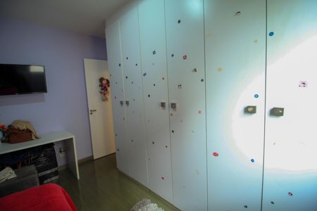 Apartamento à venda com 110m², 3 quartos e 2 vagasQuarto 2