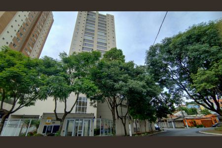 Apartamento à venda com 110m², 3 quartos e 2 vagasFachada