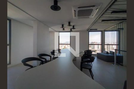 Studio à venda com 18m², 1 quarto e 1 vagaSala de Reunião