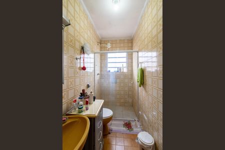 Casa à venda com 220m², 3 quartos e 2 vagasBanheiro 