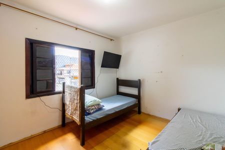 Casa à venda com 220m², 3 quartos e 2 vagasQuarto 2