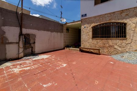 Casa à venda com 220m², 3 quartos e 2 vagasGaragem 