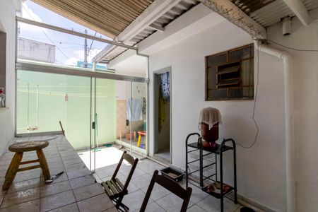 Casa à venda com 220m², 3 quartos e 2 vagasArea Externa
