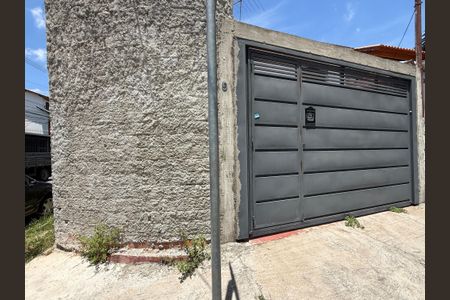 Casa à venda com 220m², 3 quartos e 2 vagasFachada 