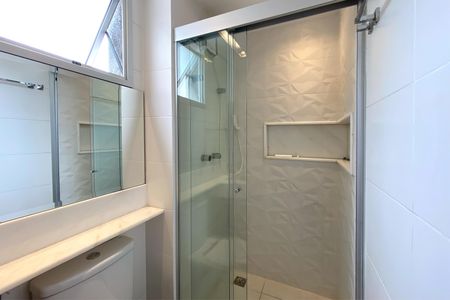 Apartamento à venda com 87m², 2 quartos e 2 vagasBanheiro da Suíte 1