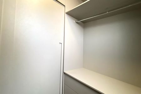 Apartamento à venda com 87m², 2 quartos e 2 vagasCloset da Suíte 1