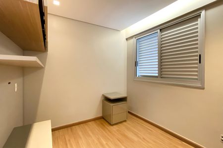 Apartamento à venda com 87m², 2 quartos e 2 vagasSuite 2