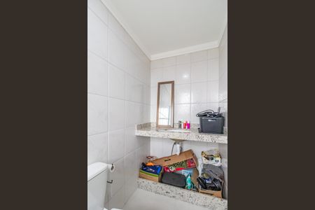 Apartamento à venda com 70m², 2 quartos e 2 vagas Apartamento à venda com 70m², 2 quartos e 2 vagasBanheiro da Suíte