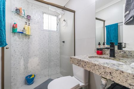 Apartamento à venda com 70m², 2 quartos e 2 vagas Apartamento à venda com 70m², 2 quartos e 2 vagasBanheiro Social