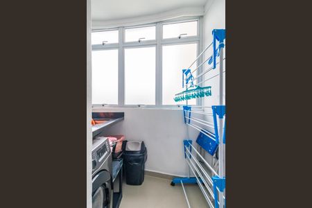 Apartamento à venda com 70m², 2 quartos e 2 vagas Apartamento à venda com 70m², 2 quartos e 2 vagasÁrea de Serviço