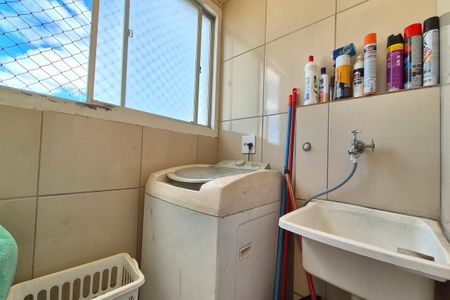 Apartamento à venda com 67m², 2 quartos e 1 vagaÁrea de Serviço