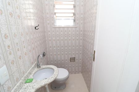 Casa para alugar com 300m², 4 quartos e 6 vagasLavabo 2