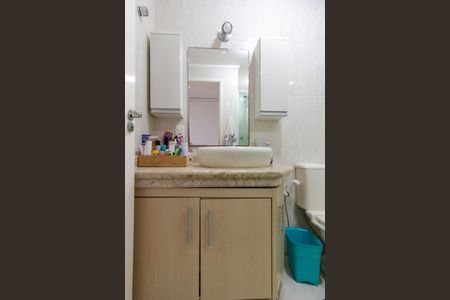 Apartamento à venda com 70m², 3 quartos e 2 vagasBanheiro do Quarto 3 Suíte 