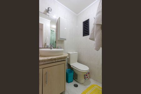 Apartamento à venda com 70m², 3 quartos e 2 vagasBanheiro do Quarto 3 Suíte 