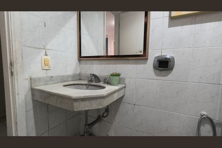 Apartamento para alugar com 81m², 3 quartos e 1 vaga Apartamento para alugar com 81m², 3 quartos e 1 vagaBanheiro Social