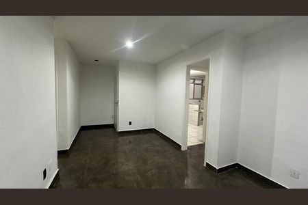 Sala de apartamento para alugar com 3 quartos, 81m² em Recreio dos Bandeirantes, Rio de Janeiro