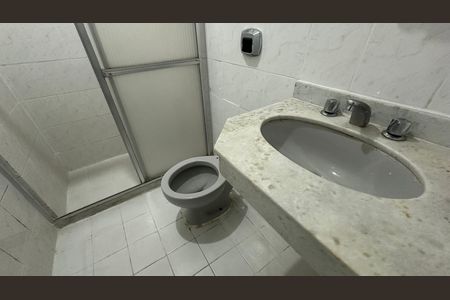 Apartamento à venda com 81m², 3 quartos e 1 vaga Apartamento à venda com 81m², 3 quartos e 1 vagaBanheiro do Quarto 2