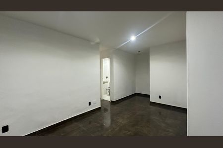 Apartamento à venda com 81m², 3 quartos e 1 vaga Apartamento à venda com 81m², 3 quartos e 1 vagaSala