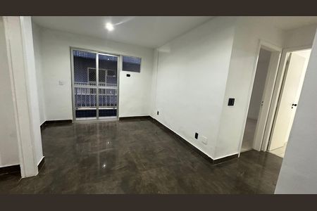 Sala de apartamento para alugar com 3 quartos, 81m² em Recreio dos Bandeirantes, Rio de Janeiro