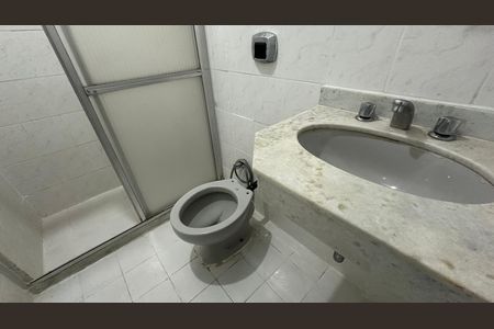 Apartamento à venda com 81m², 3 quartos e 1 vaga Apartamento à venda com 81m², 3 quartos e 1 vagaBanheiro do Quarto 2