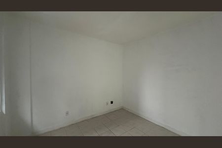 Apartamento à venda com 81m², 3 quartos e 1 vaga Apartamento à venda com 81m², 3 quartos e 1 vagaQuarto 2