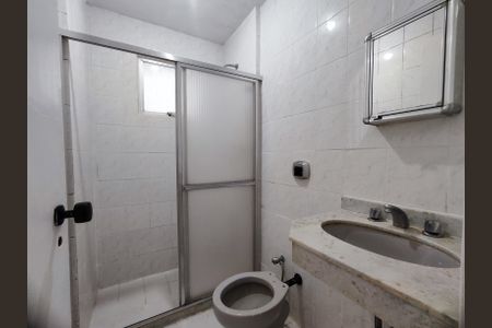 Apartamento à venda com 81m², 3 quartos e 1 vaga Apartamento à venda com 81m², 3 quartos e 1 vagaBanheiro da Suíte 1