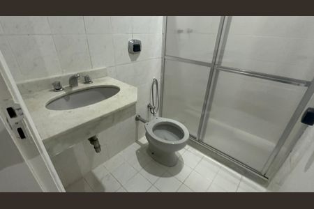 Apartamento à venda com 81m², 3 quartos e 1 vaga Apartamento à venda com 81m², 3 quartos e 1 vagaBanheiro do Quarto 3