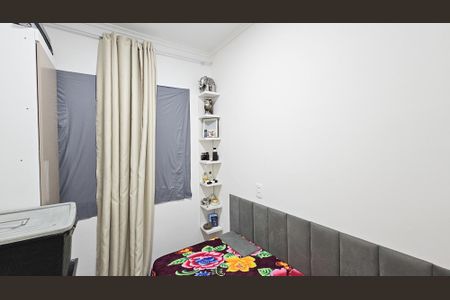 Quarto 2 de apartamento para alugar com 2 quartos, 39m² em Metalúrgicos, Osasco