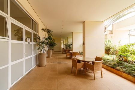 Apartamento para alugar com 120m², 2 quartos e 2 vagas Apartamento para alugar com 120m², 2 quartos e 2 vagasÁrea comum