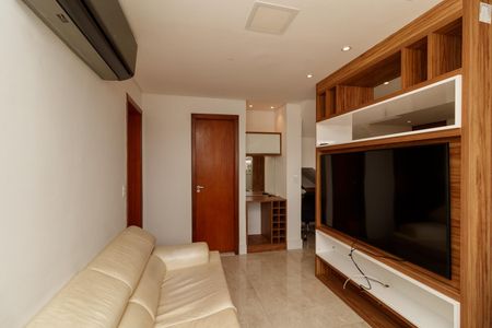 Apartamento para alugar com 120m², 2 quartos e 2 vagas Apartamento para alugar com 120m², 2 quartos e 2 vagasSala