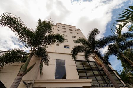 Apartamento para alugar com 120m², 2 quartos e 2 vagas Apartamento para alugar com 120m², 2 quartos e 2 vagasFachada