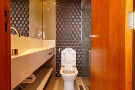 Apartamento para alugar com 120m², 2 quartos e 2 vagas Apartamento para alugar com 120m², 2 quartos e 2 vagasBanheiro