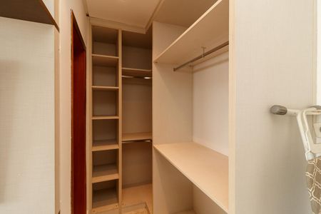 Apartamento para alugar com 120m², 2 quartos e 2 vagas Apartamento para alugar com 120m², 2 quartos e 2 vagasSuíte 2
