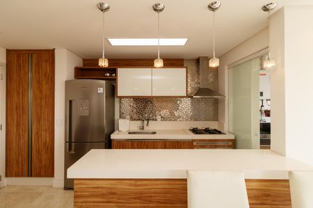 Apartamento para alugar com 120m², 2 quartos e 2 vagas Apartamento para alugar com 120m², 2 quartos e 2 vagasCozinha