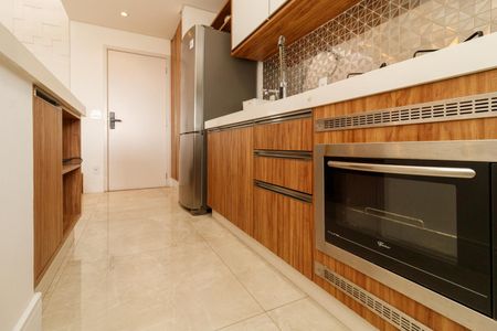 Apartamento para alugar com 120m², 2 quartos e 2 vagas Apartamento para alugar com 120m², 2 quartos e 2 vagasCozinha