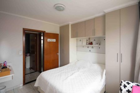 Casa de condomínio à venda com 65m², 2 quartos e 1 vaga