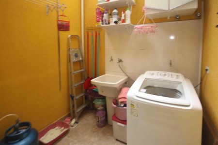 Casa de condomínio à venda com 65m², 2 quartos e 1 vaga