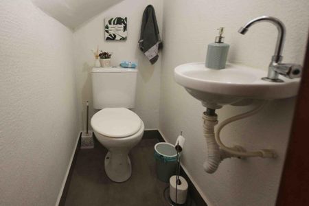 Casa de condomínio à venda com 65m², 2 quartos e 1 vaga