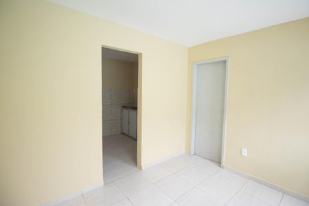 Casa para alugar com 1 quarto, 50m² em Laranjal, São Gonçalo