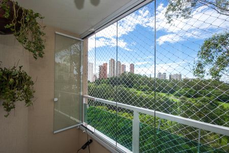 Varanda de apartamento à venda com 2 quartos, 126m² em Paraíso do Morumbi, São Paulo