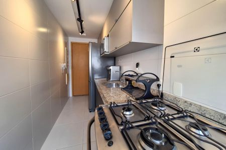 Apartamento à venda com 65m², 2 quartos e 1 vaga Apartamento à venda com 65m², 2 quartos e 1 vagaCozinha