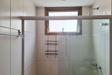 Apartamento à venda com 65m², 2 quartos e 1 vaga Apartamento à venda com 65m², 2 quartos e 1 vagaBanheiro Social